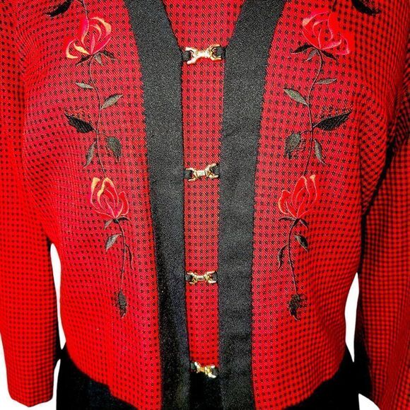 Ms Dorby red black houndstooth embroidered roses long dress - Picture 2 of 7